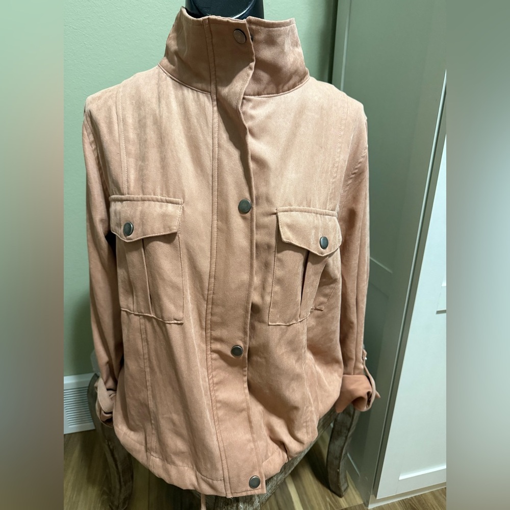 Women's Peach Jacket w/Tab Sleeves